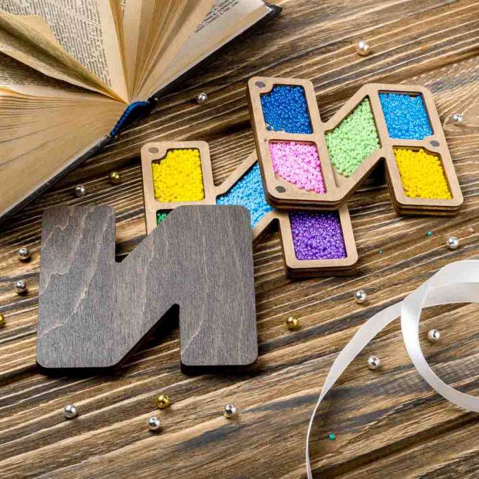 Органайзер для бисера "Алфавит" ВОЛШЕБНАЯ СТРАНА,  FLZB-132(И), 9,5х9см