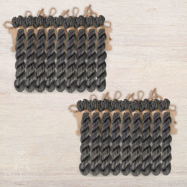 Набор ниток OwlForest для схемы «Черный винтаж» (ПНК) 28 каунт в 2 нити ЧВ-2283