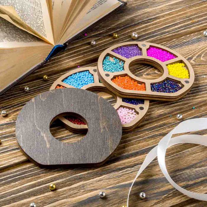 Органайзер для бисера "Алфавит" ВОЛШЕБНАЯ СТРАНА,  FLZB-140(О), 10х9см